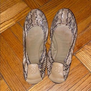 Snakeskin Tory Burch Flats
